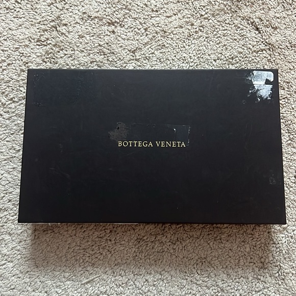 Bottega Veneta Wallet! - Picture 8 of 8